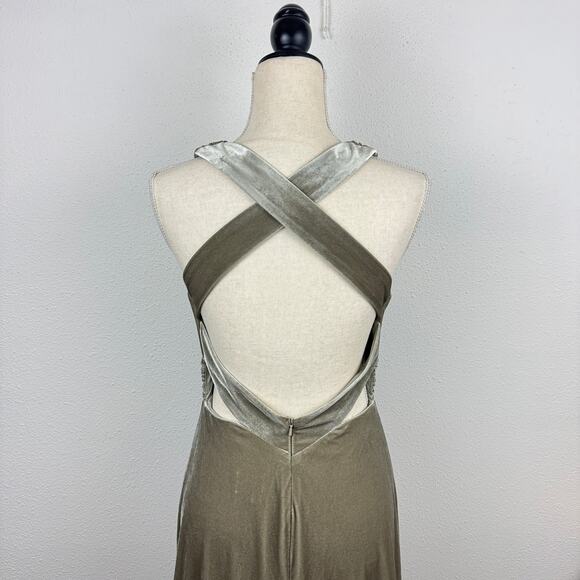 Revelry Dylan Velvet Dress 6 Silver Sage Gown Formal Sleeveless - Picture 3 of 8